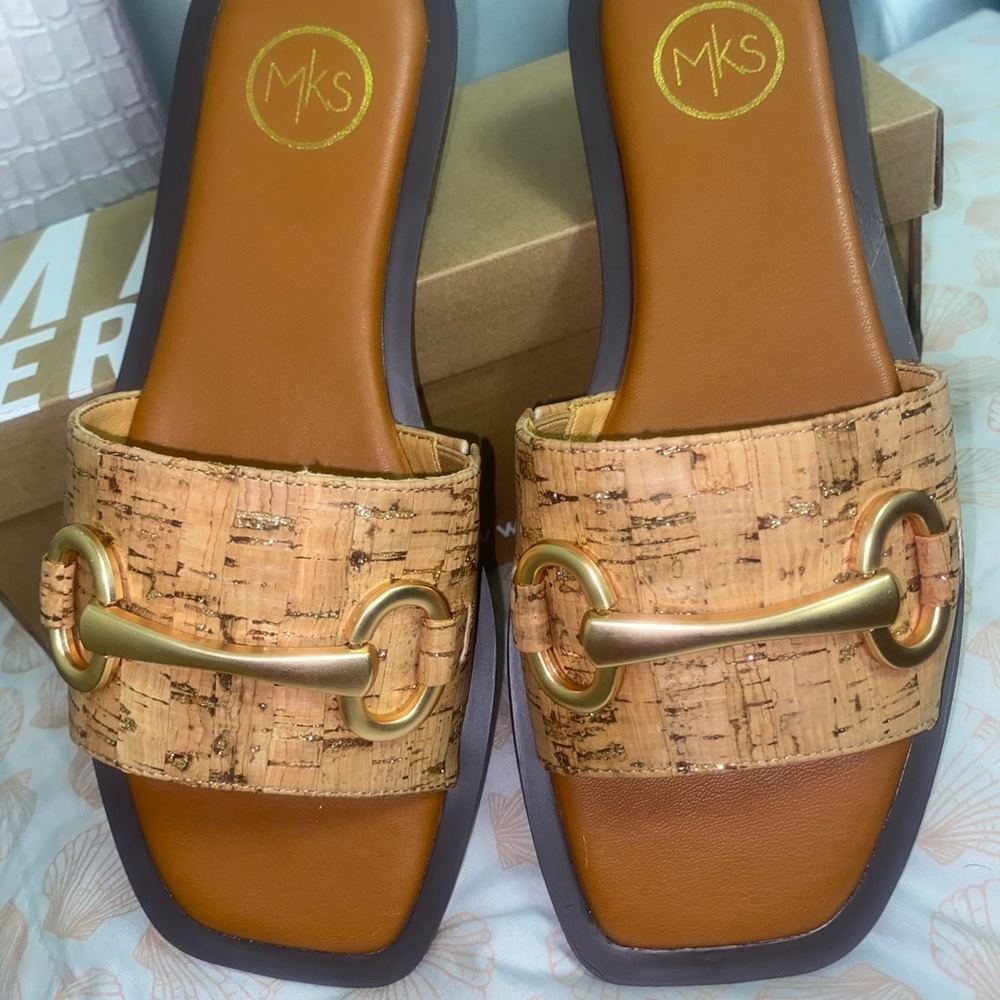 Elegant Cork Sandals with Gold Accent - Picture 2 of 5